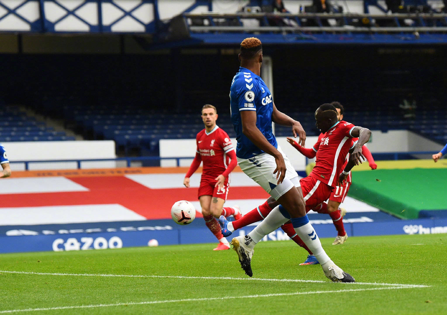 攻屡屡受阻 攻屡屡受阻